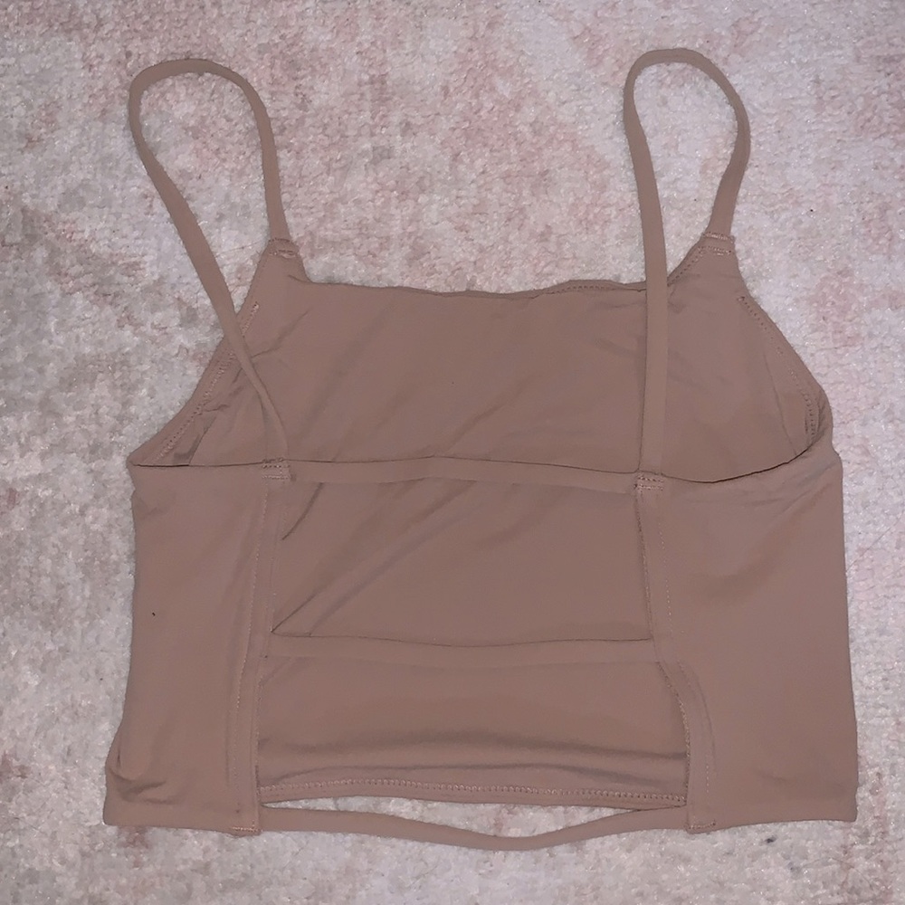 SKIMS long line bra tank - cut out back detail. NEVER WORN. & SO CUTE. Size XS